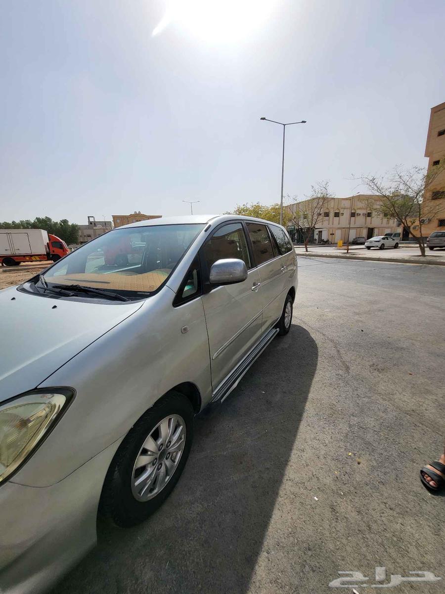 Toyota Innova 201063618074480002112