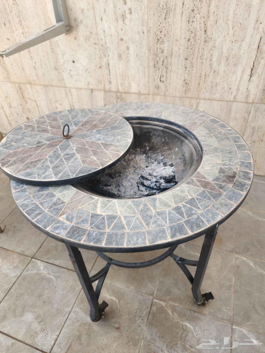 يوجد منقل أو راقية نار من ساكو متحركه بعجل بحالة ممتازه للبي64393128525697111