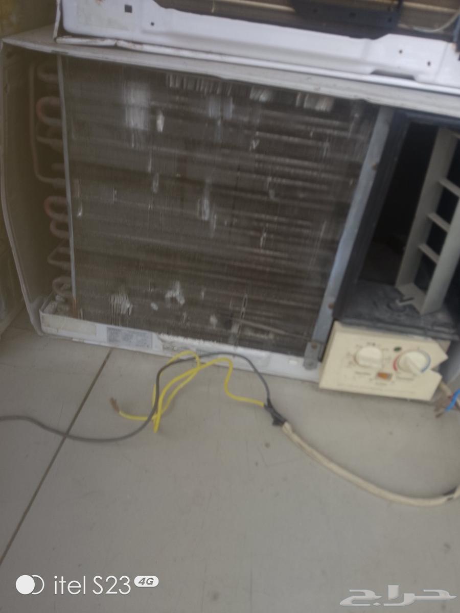 ثلاثة مكيفات للبيع64400342193795114