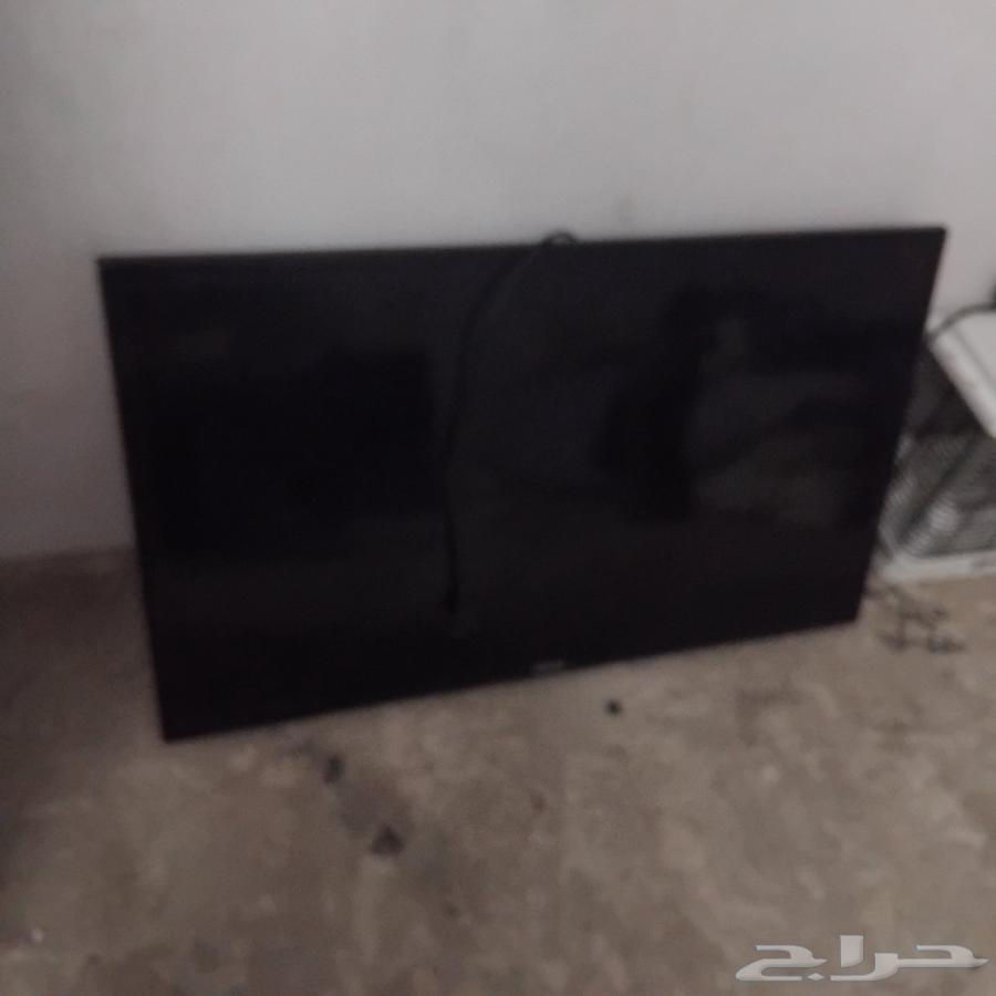 اربع شاشات التلفزيون64393114752258113