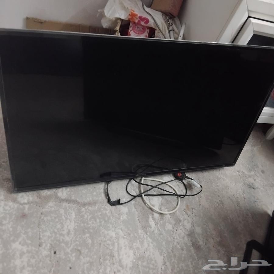 اربع شاشات التلفزيون64393114752258112