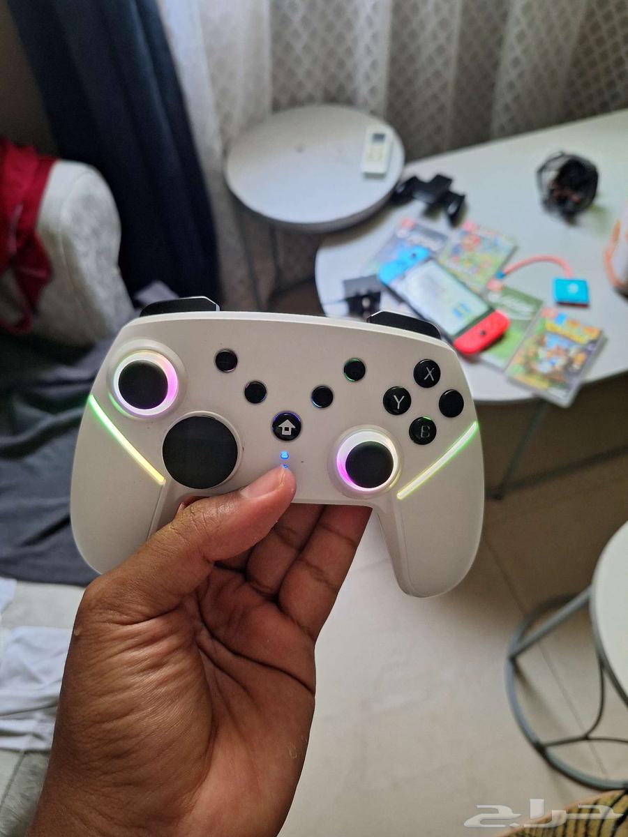 عرض خيالي جهاز نينتندو سويتش نظيف مرة ومعه كثييير ملحقات swi64394937510657114