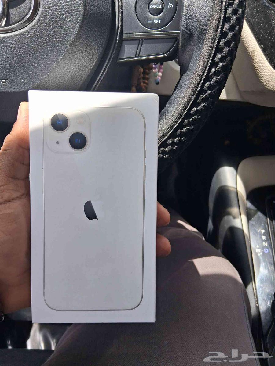 ايفون  1364397200378882111