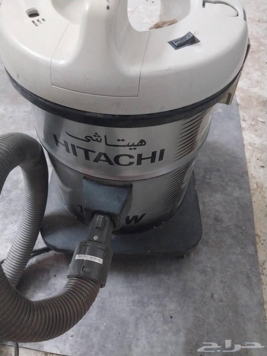 مكنسه كهربائيه هيتاشي تعمل بي حاله جيده واستعمال خفيف64393114792833110