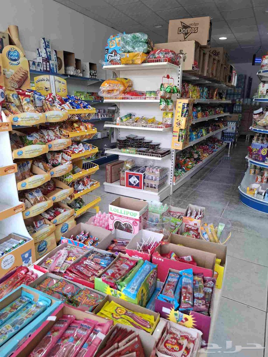 Prime location for a grocery or bakery shop63614094149378113