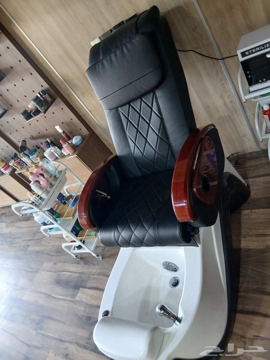 كرسي بدكير مع مساج جديد استخدام 3 شهور64398814159874110