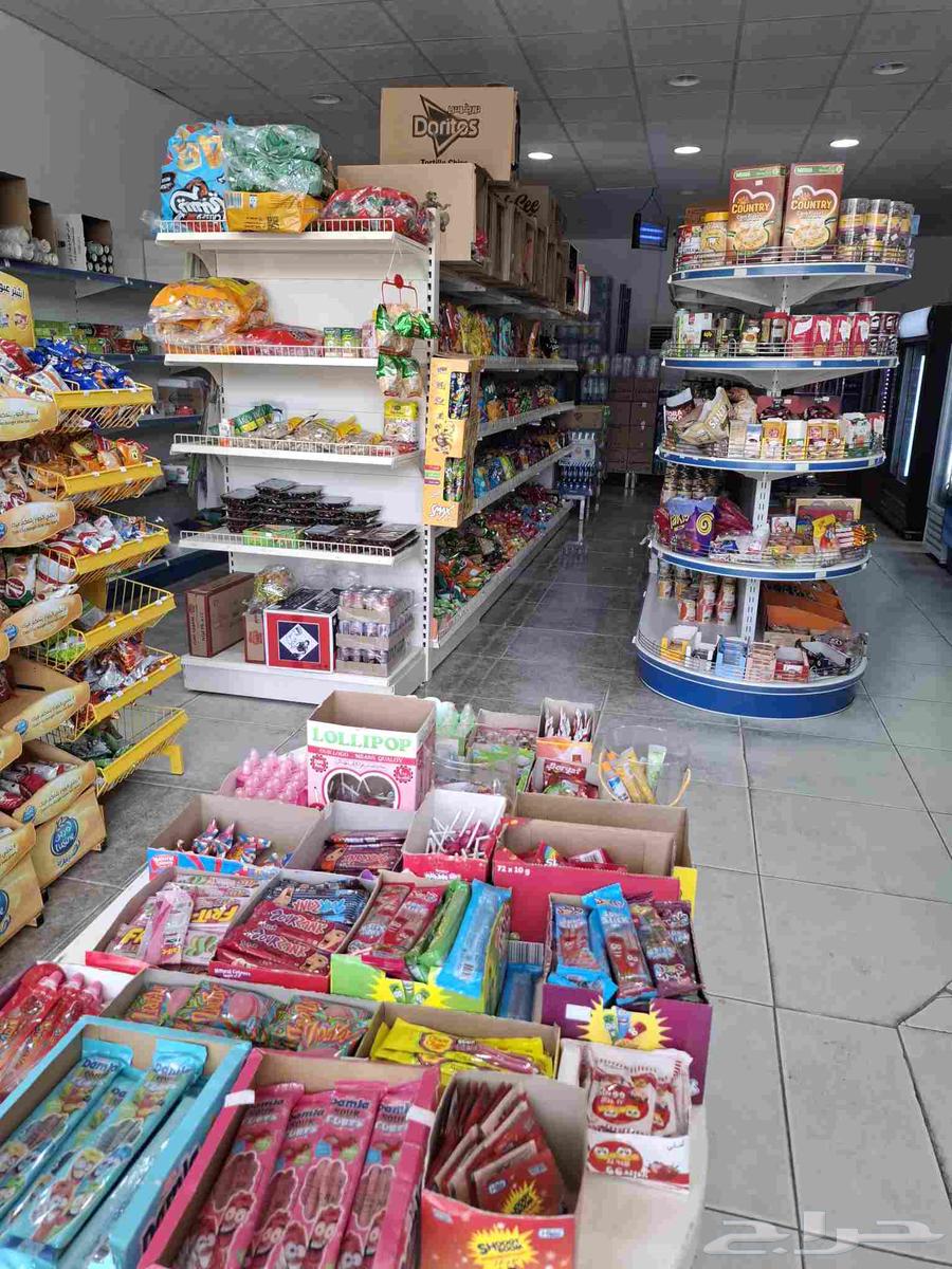 Prime location for a grocery or bakery shop63614094149378112