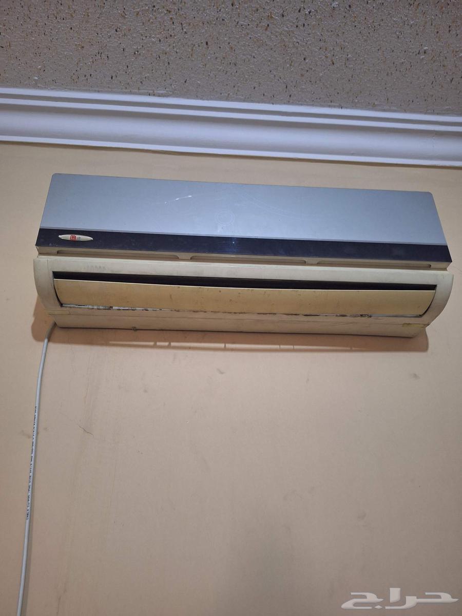 مكيف مستعمل للبيع64395937485825110