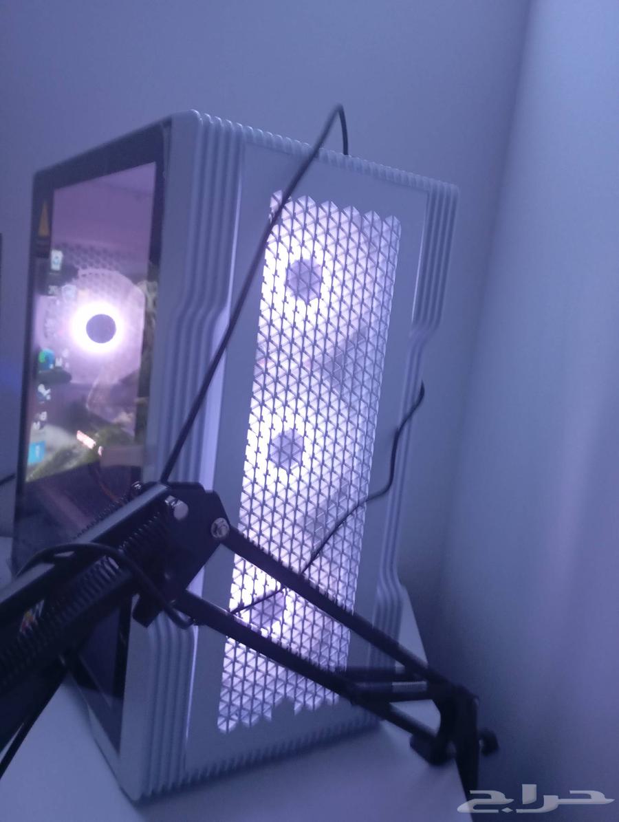 Almost new PC with RTX3050 used for less than two months64401161133443111