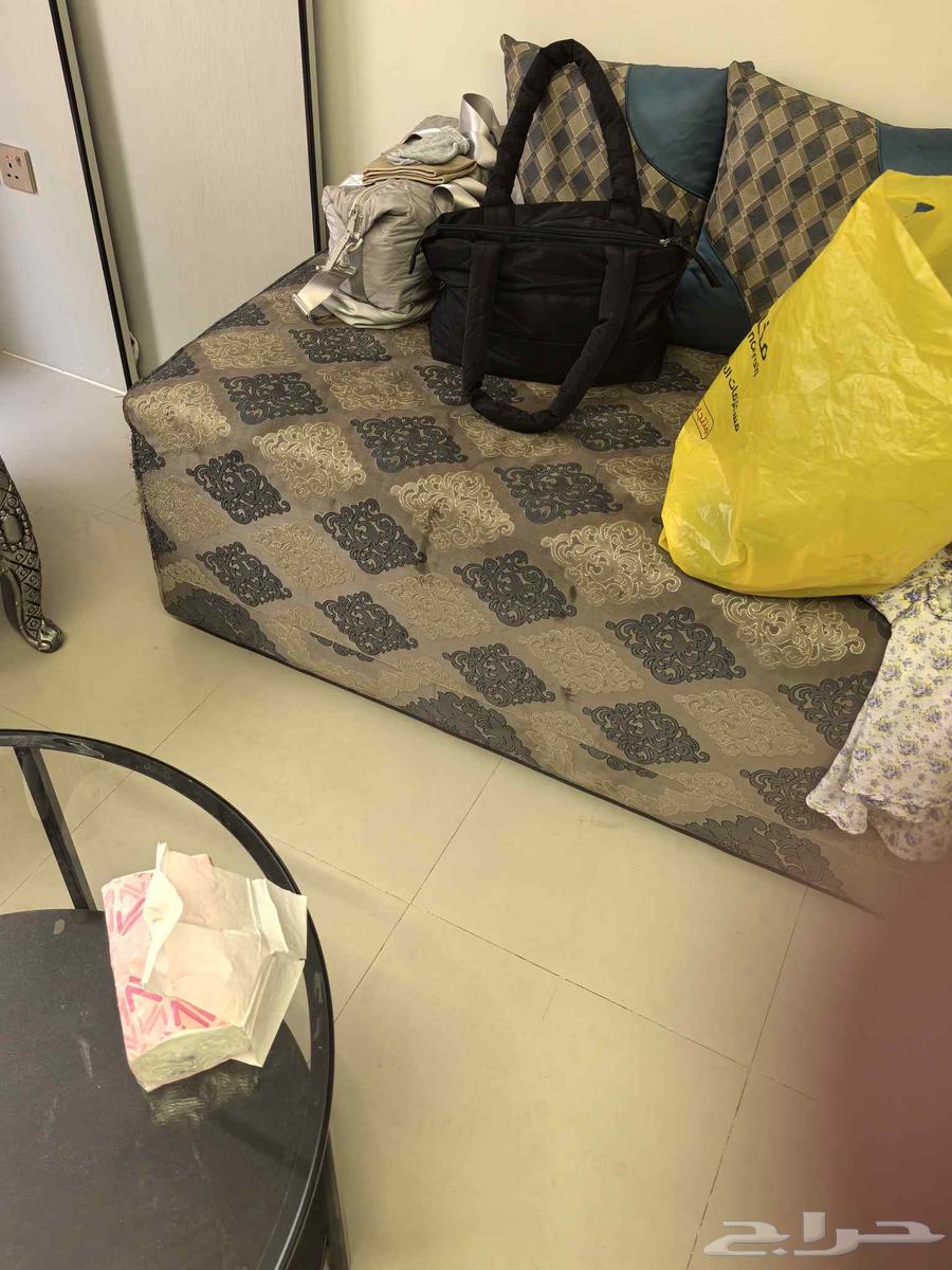 صاله ل11 شخص64399577491458110