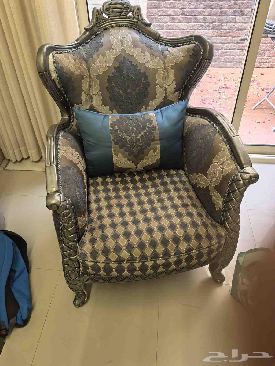 صاله ل11 شخص64399577491458111