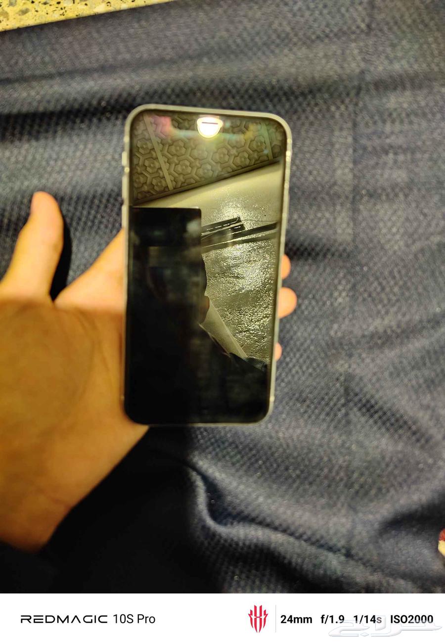 iPhone XR64395643571201110