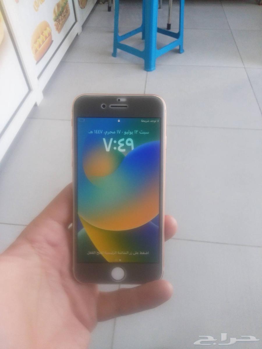 جوال ايفون 8 للبيع64395965133571111