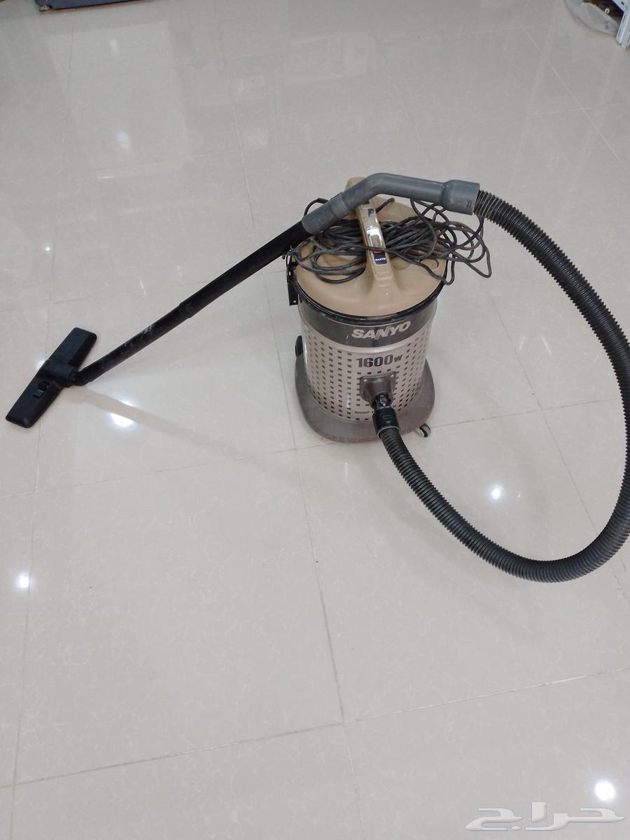 مكنسه سانيو مستعمل نظيف للبيع 1600وات 220فولت64396463977729111