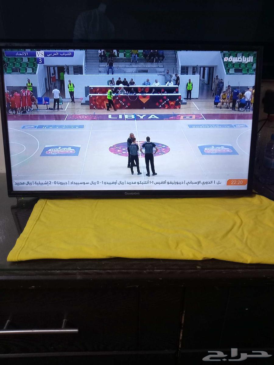 شاشة تلفزيون 32بوصه نظيفه64400480454019110