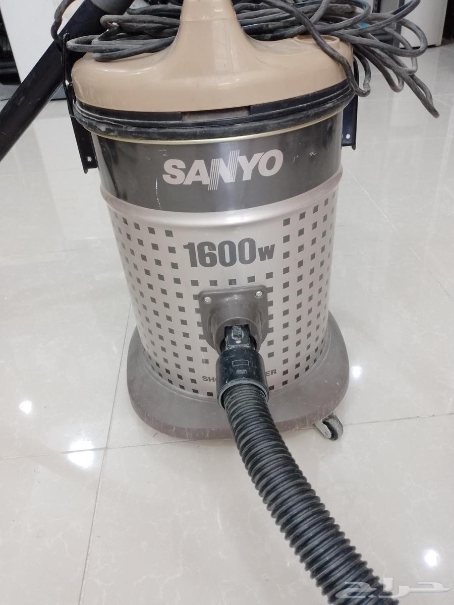 مكنسه سانيو مستعمل نظيف للبيع 1600وات 220فولت64396463977729110