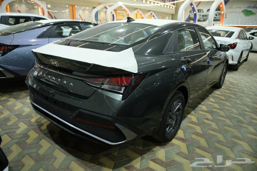 Hyundai Elantra Smart 2.0 and 1.5, Smart Plus Model 202563618143294723113
