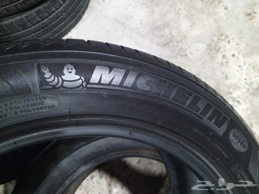 4 كفرات ميشلان مستخدم نظيف 215 55 1764540067143043111