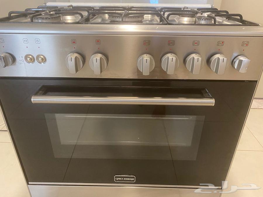 فرن إيطالي نظيف وعلى شرط امان المفتاح من الأطفال شغال64398785652225110