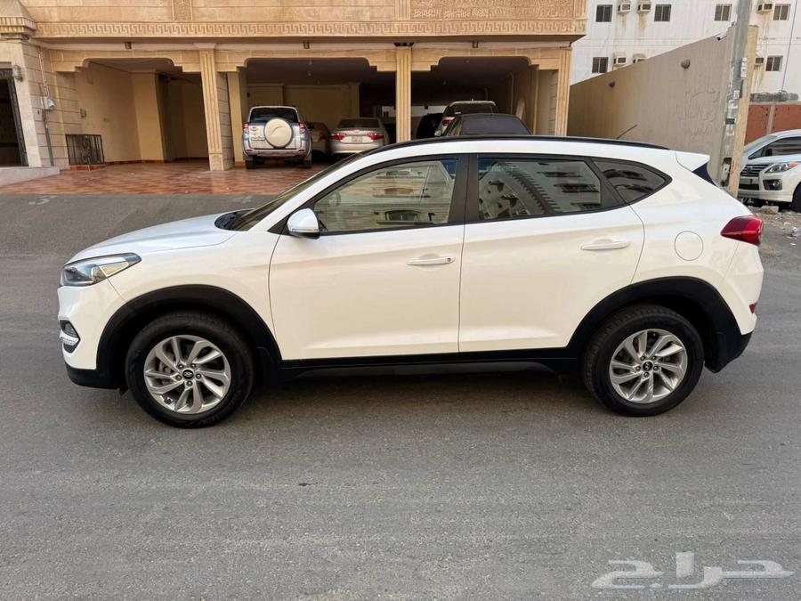 توسان 2016 فتحة سقف نضيف الحد64546025995266113