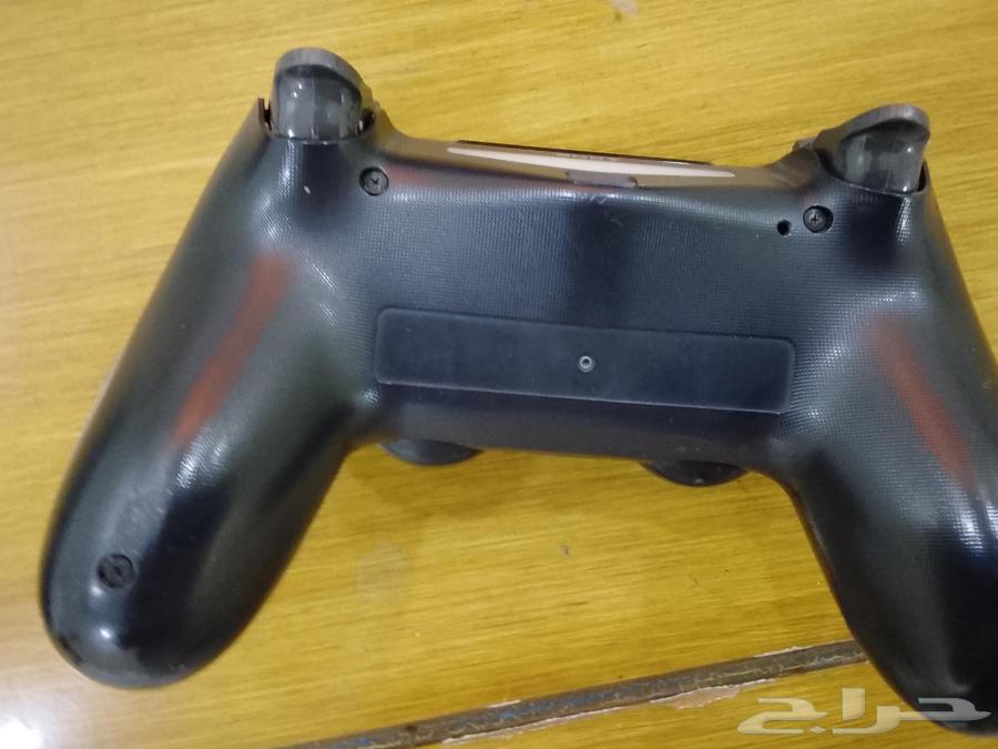 يدين سوني 4 نظيفه واصليه للبيع64399133696769111