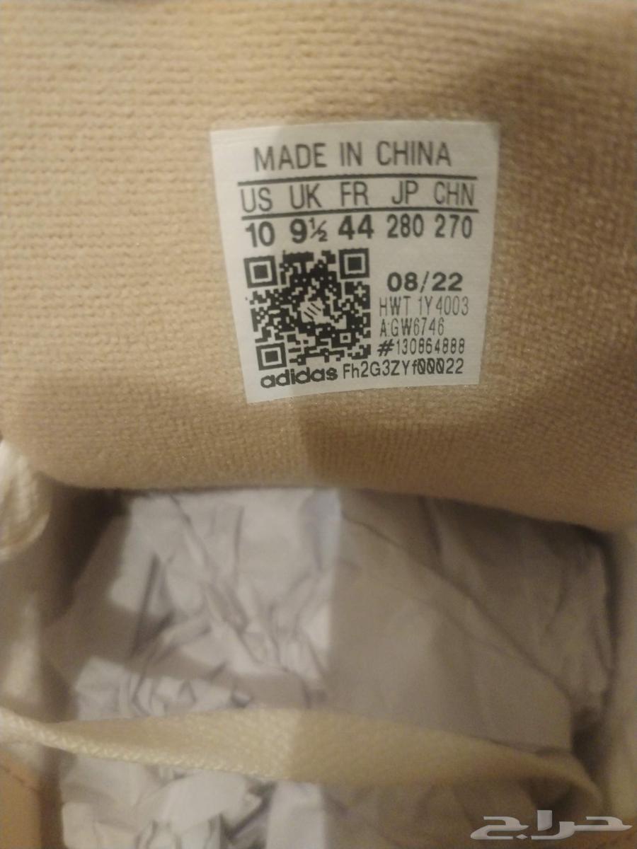 شوز أديداس جديد مقاس 44 الحد 450ريال لايجيني إلا الصامل فقط64395323907202112