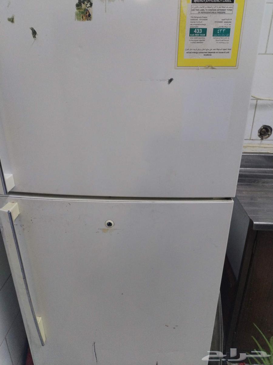 Samsung refrigerator in excellent condition for sale to the highest bidder in Tabaq Al Ulya64401202867203110