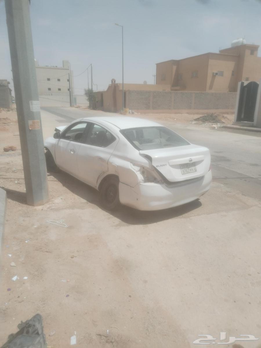 Nissan Sunny 201463618064306049112
