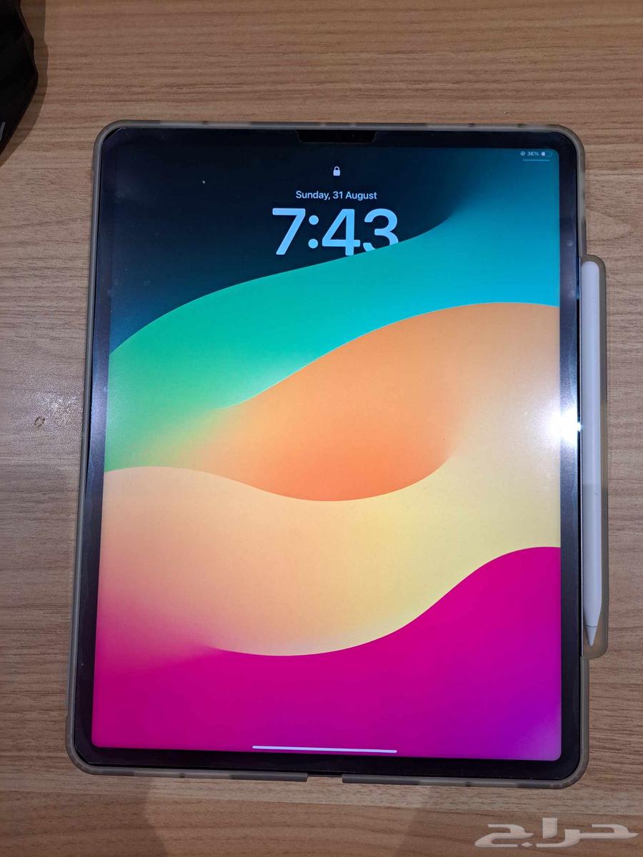 iPad Pro 12.9 6th generation Wi-Fi Cellular64395213703043110