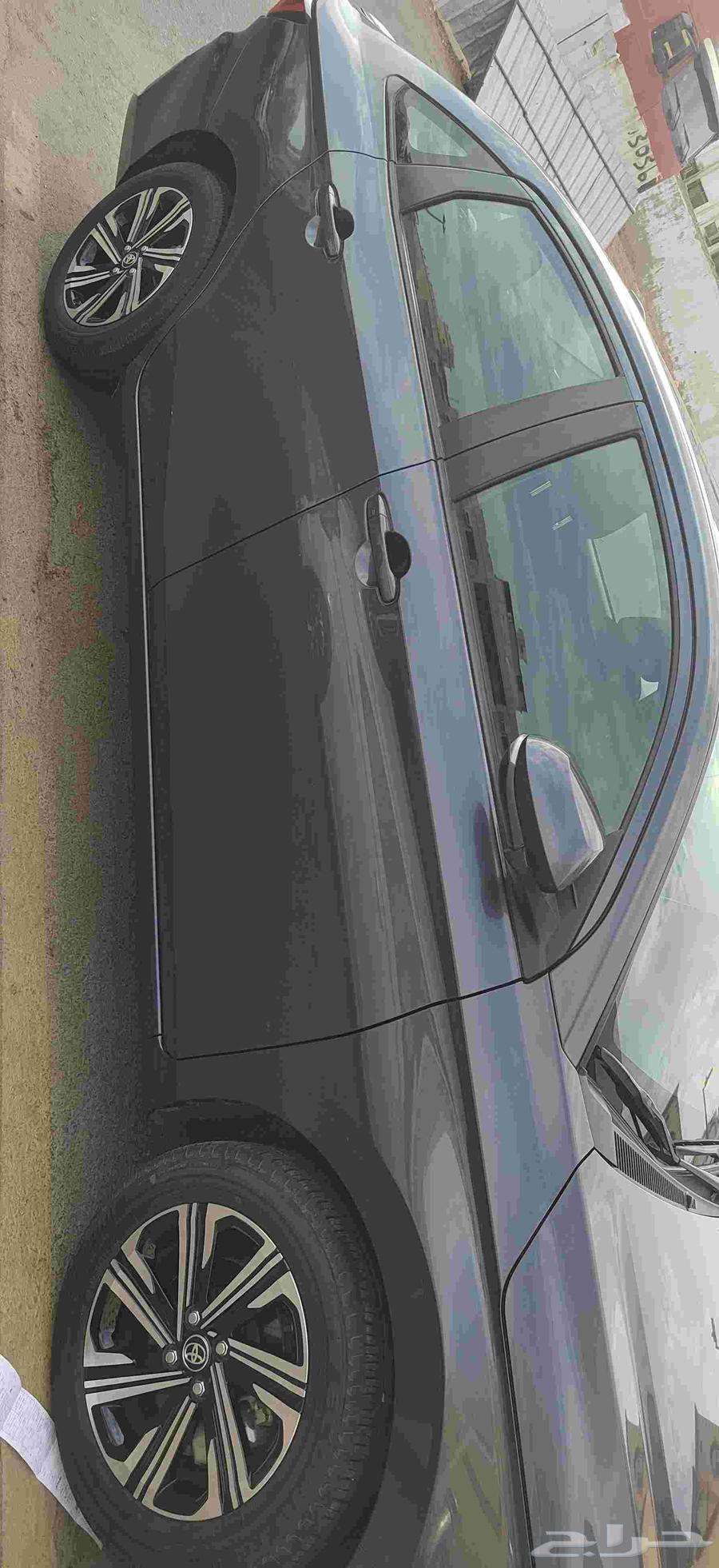 تويوتا ياريس فل كامل للتنازل64525566018947111