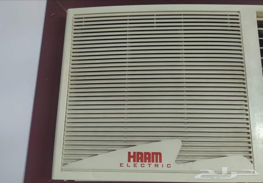 Items for sale: air conditioner, pressure gauge, sugar meter, knee massager64395268879363110