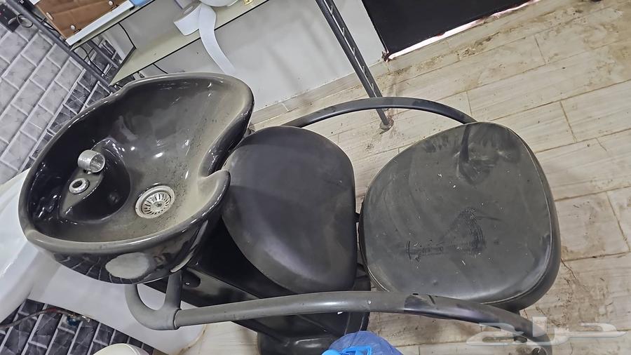 اغراض مشغل كامله من اجهزه وادوات وجهاز تنظيف البشره ومغسله64393431236609113