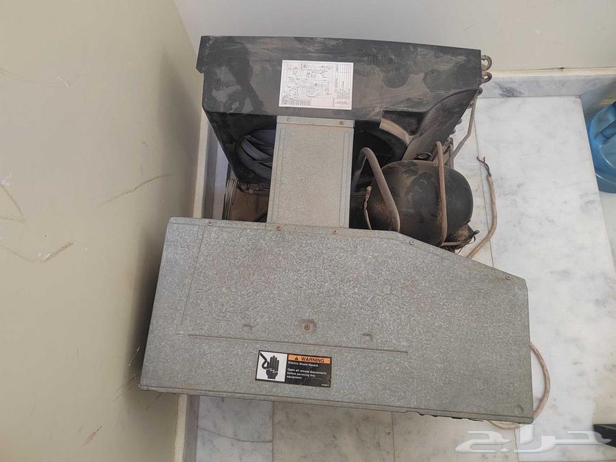 Items for sale: air conditioner, pressure gauge, sugar meter, knee massager64395268879363112