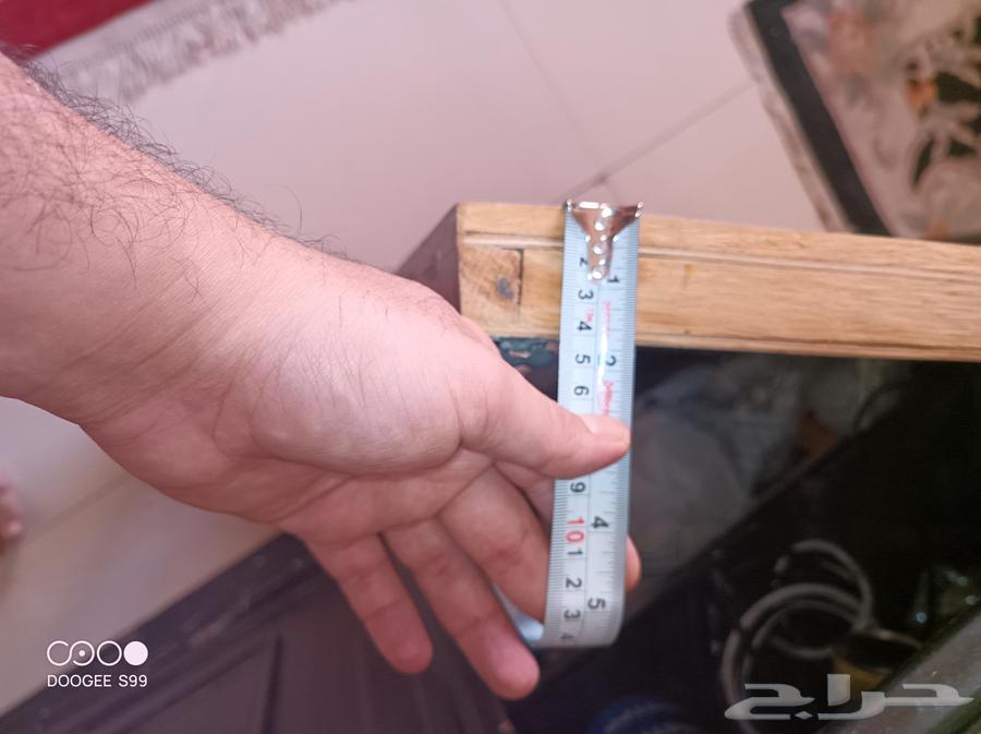 Dining table with walnut buffet (Italian antique style) for 6 people64399452598402114