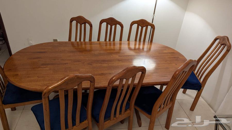 طاولة للبيع 8 كراسي64397464706818112