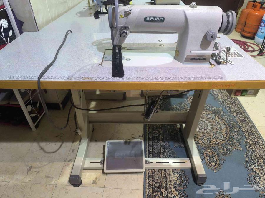 Tailoring workshop sewing machines64397797343362112