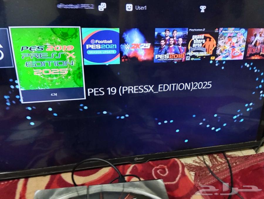 Hacked PlayStation 4 with many games64395352074754114