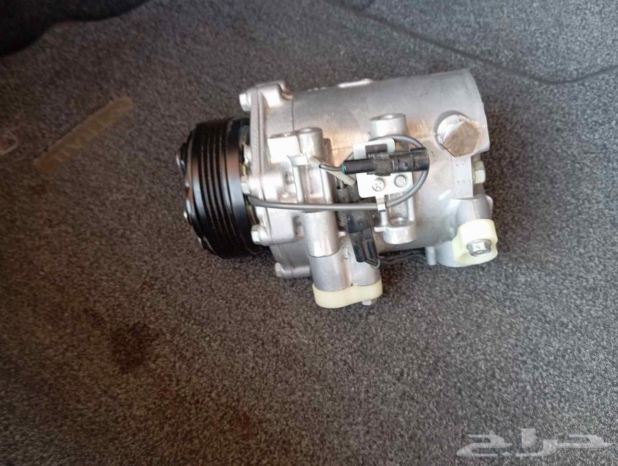 للبيع كمبروسر مكيف سوزوكي أصلي جديد بالكرتون64398409751681110