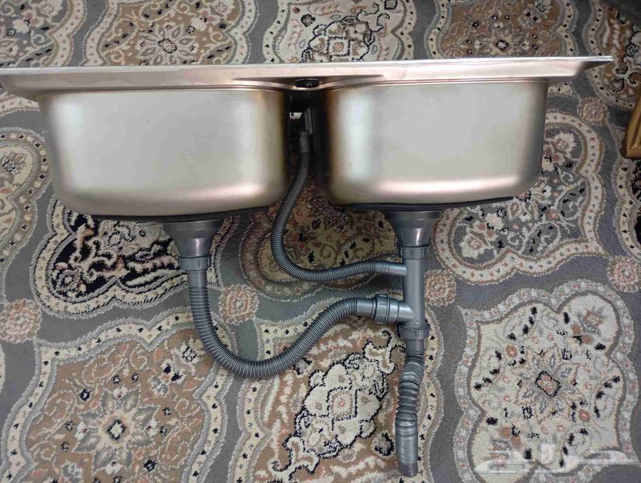 مغسلة مطبخ مع البلاط جديد 200 ريال64390898038786111