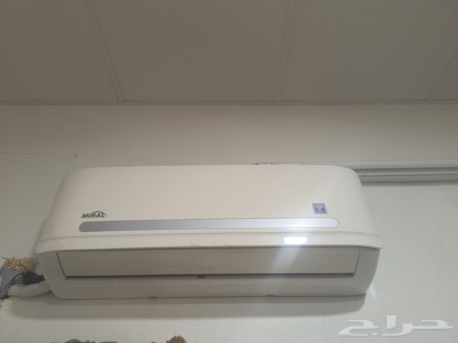 Split AC and Sofa Set in Al-Ahsa64395978948354110