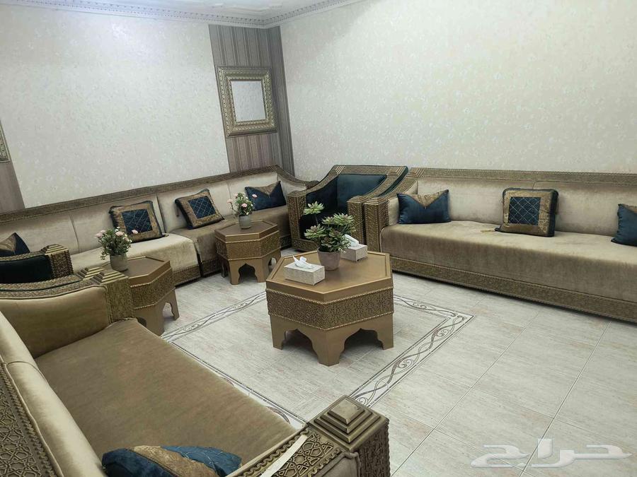 Split AC and Sofa Set in Al-Ahsa64395978948354111