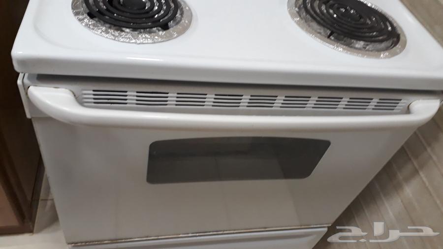 فرن كهرباء شغال ممتاز مع طاولة طعام64397381159810111