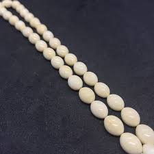 سبحنان واحد صغيره مطعمه فضه والكبيره عاج قديم64399327316099110