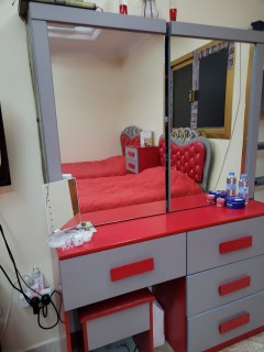 غرفة نوم بناتي شبه جديدة64394676056835112