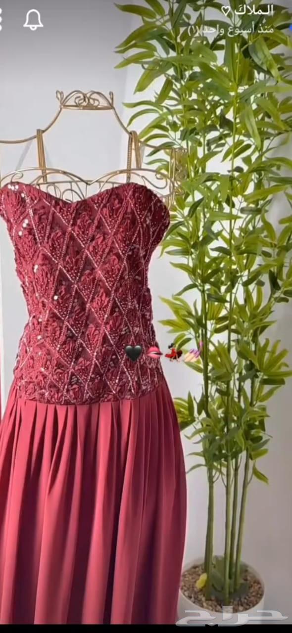 فستان الاحمر مقاس m ب 200 فستان سماوي مقاس m ب 50064397907710594113