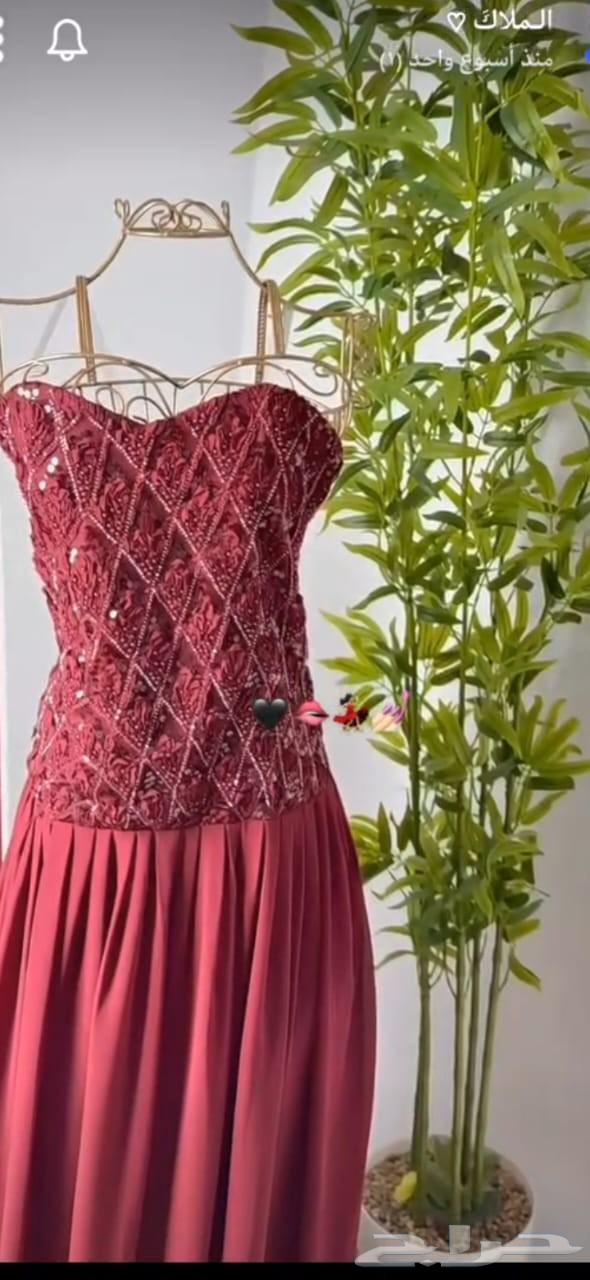 فستان الاحمر مقاس m ب 200 فستان سماوي مقاس m ب 50064397907710594112
