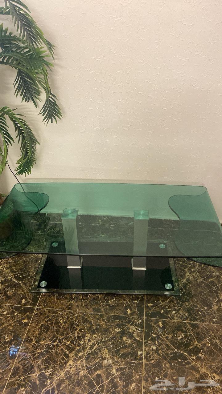 طاولة تلفزيون زجاج64393721556225110