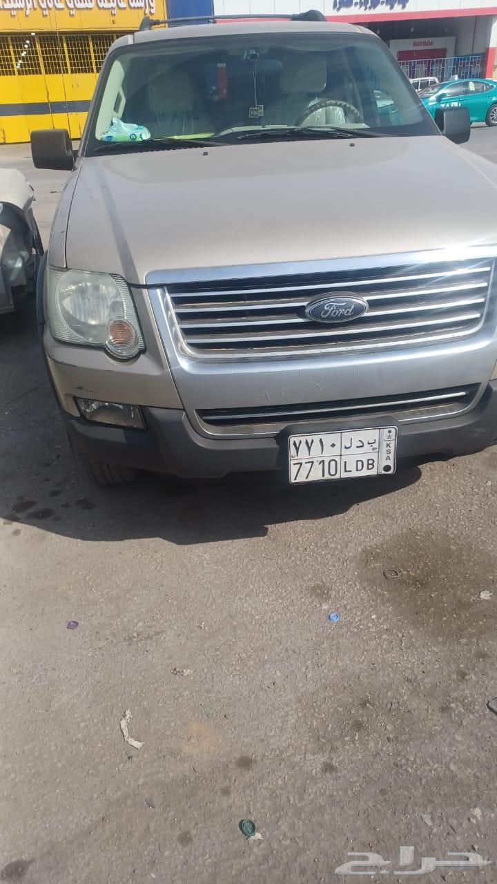 Ford Explorer 200663618072567553111