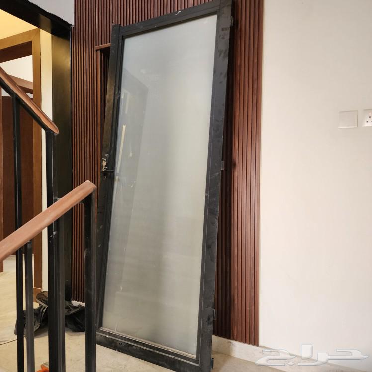 باب وشباك المونيوم للبيع64399091797761111