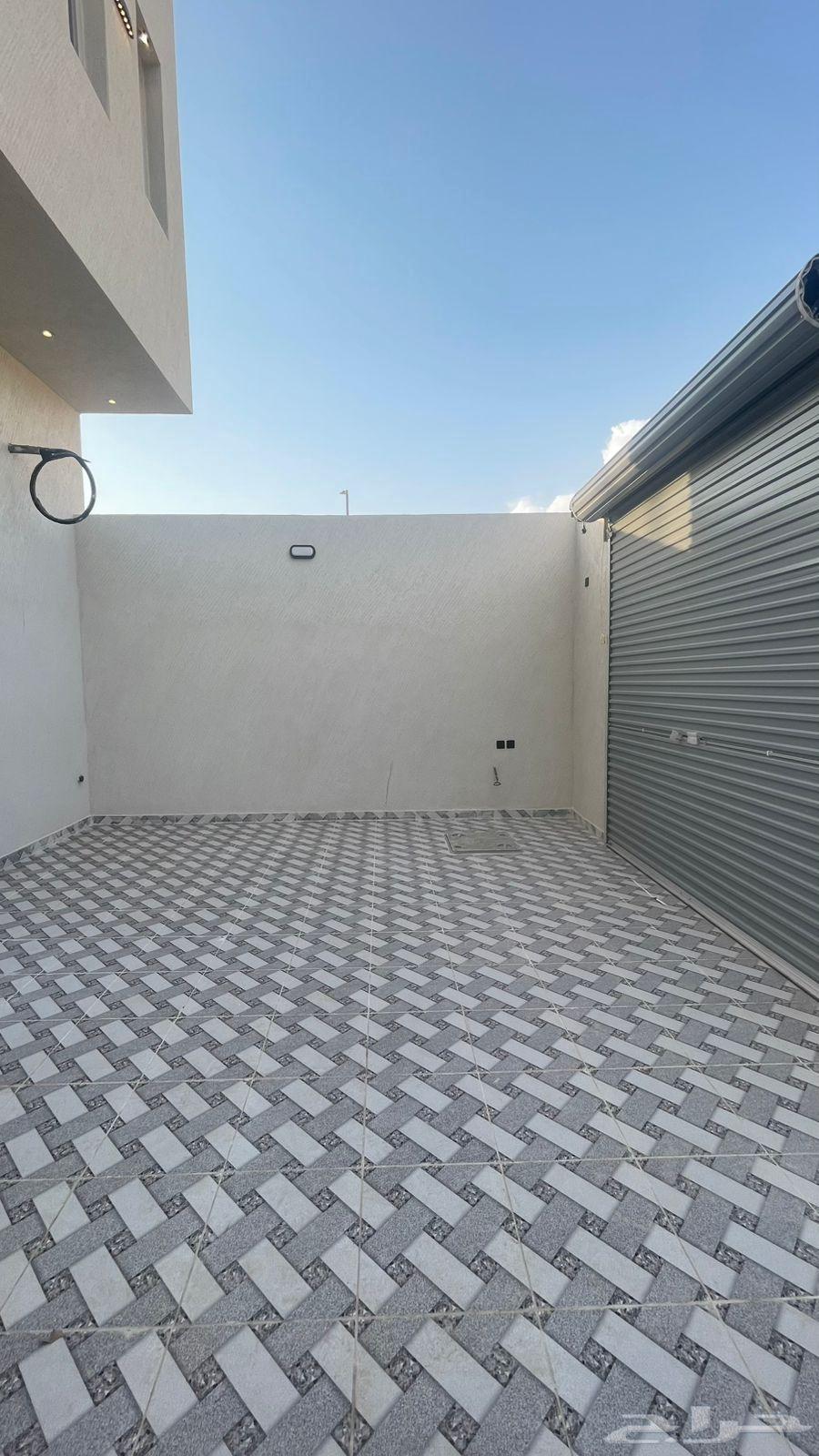 عمارة دور للبيع حمراء الأسد مخطط ( ج)63614084293761111